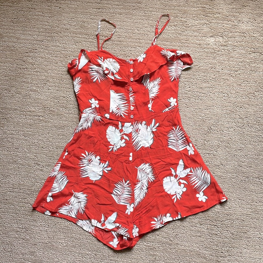 Women’s Forever 21 size S open back romper